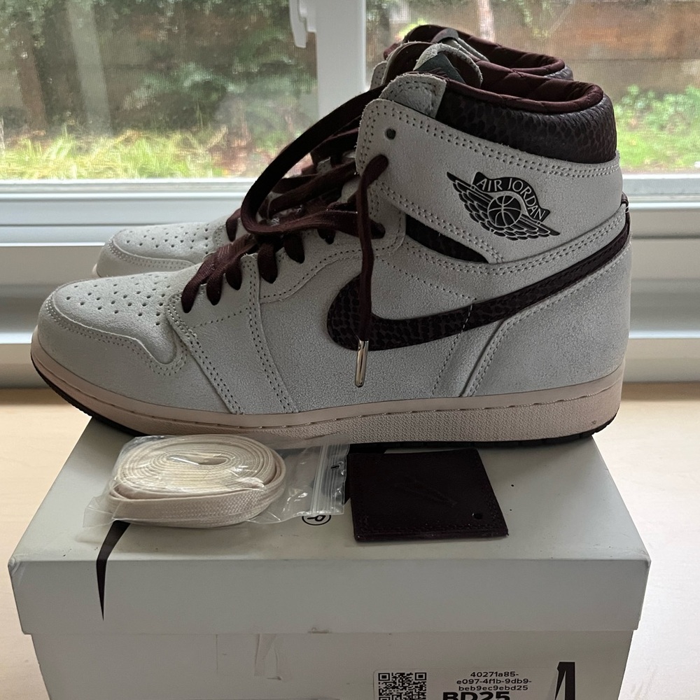 Nike Air Jordan 1 Retro High OG A Ma Maniere Sneakers Size 11